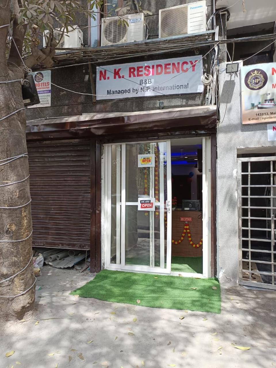 Np International - Near Govindpuri Metro Hotel 3*